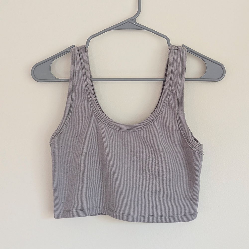 Signature Gray Ribbed Crop Top